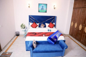 Fortune Home Service Apartment,2Bhk, D-198,SAKET